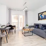 Salsa Apartments Cracow By Renters